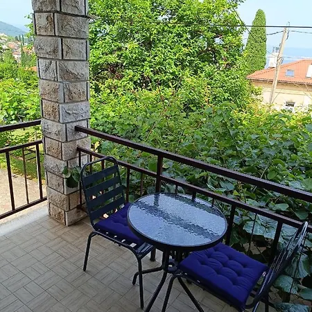 Sanja, - Opatija