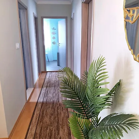 Sanja, - Opatija Guest house 3*